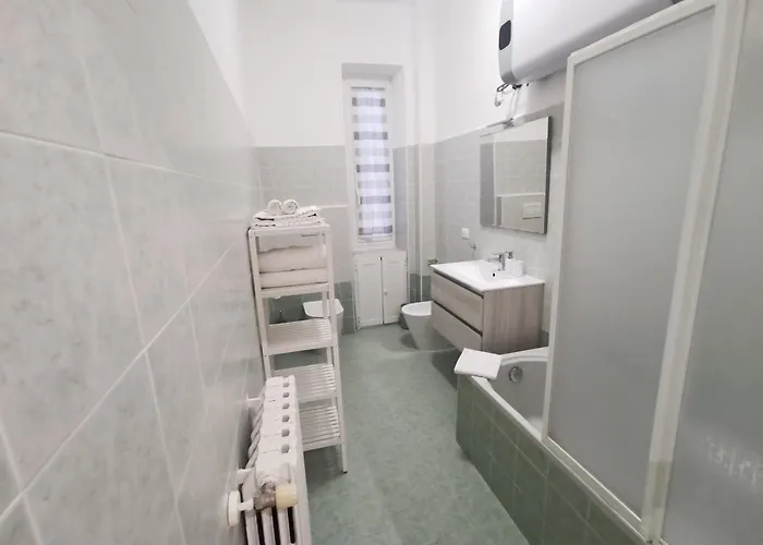 Gialla Ridi Che Ti Passa Гостевой дом 4*