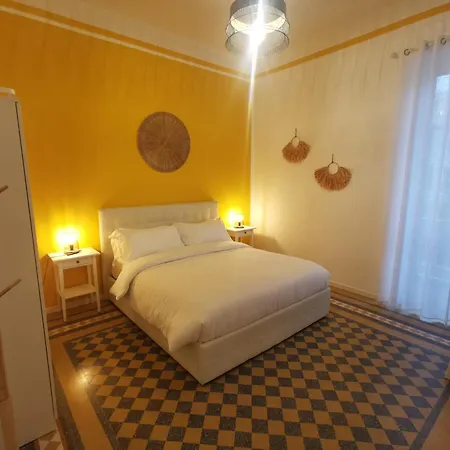 Gialla Ridi Che Ti Passa